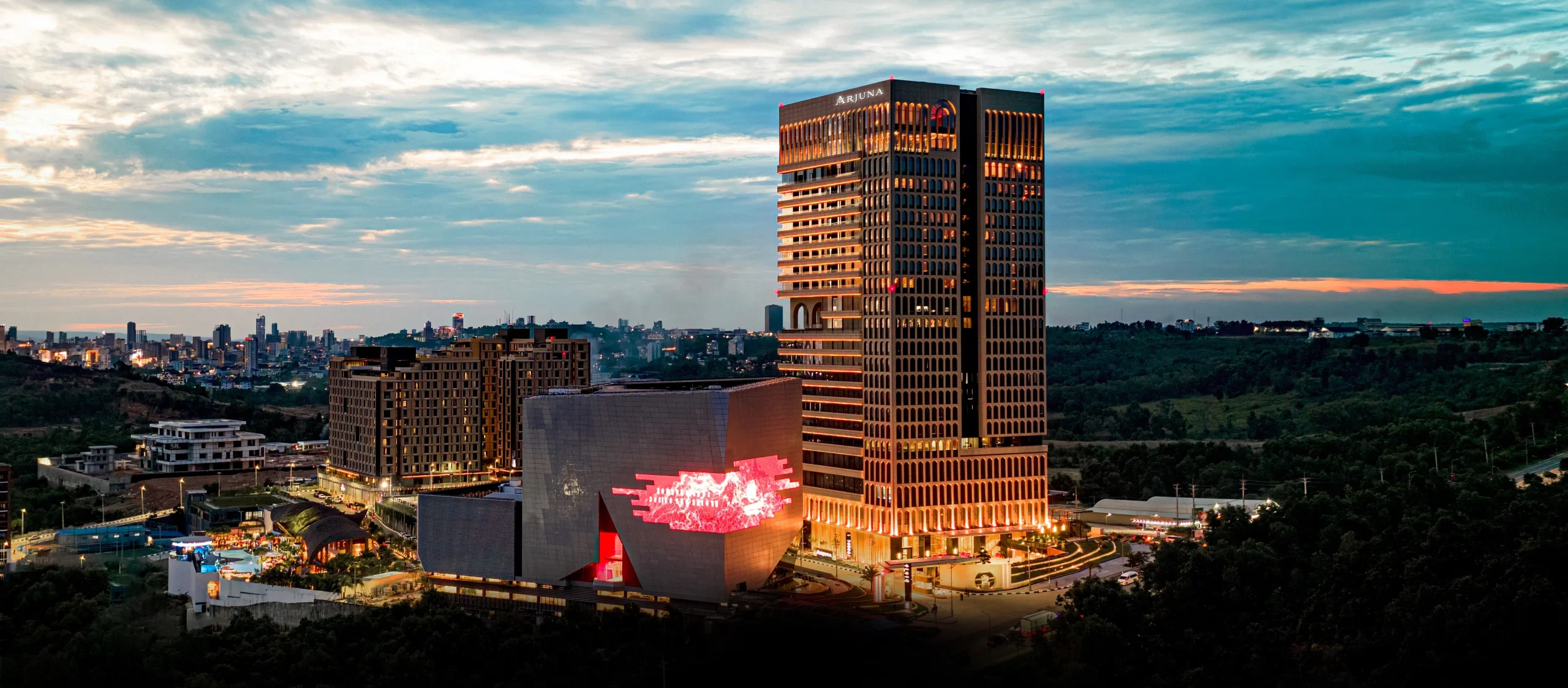 Arjuna Solitaire Hotel